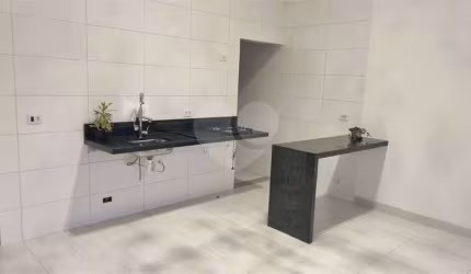 Casa com 3 quartos à venda em Parque Santa Edwiges - SP