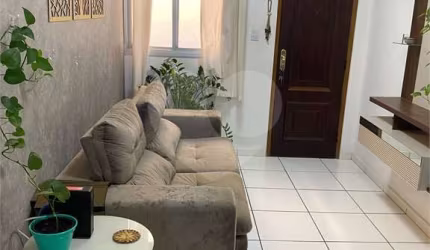 Apartamento com 2 quartos à venda em Vila Cardia - SP