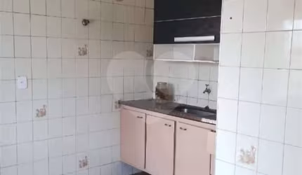 Casa com 3 quartos à venda em Jardim Prudência - SP