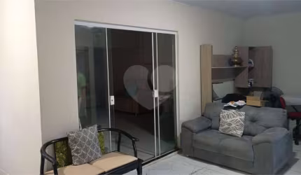 Casa com 2 quartos à venda em Centro - SP
