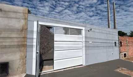 Casa com 2 quartos à venda em Tangarás - SP