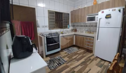 Casa com 2 quartos à venda em Parque Jaraguá - SP