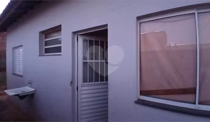 Casa com 1 quartos para locação em Jardim Tv - SP