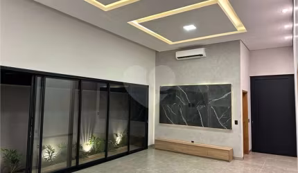 Condomínio com 3 quartos à venda em Residencial Villa De León - SP