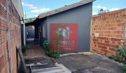 Casa para venda com 126 m² e 2 quartos em Jardim Ivone, Bauru - SP