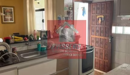 Sobrado para venda com 180 m² e 3 quartos em Jardim Olímpico, Bauru - SP