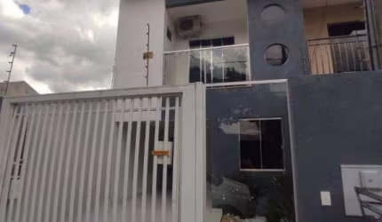 Sobrado com 3 dormitórios à venda, 142 m² por R$ 720.000,00 - Padovani - Cascavel/PR