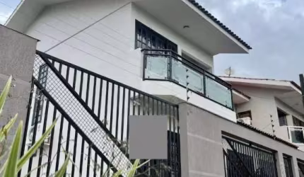 Sobrado com 3 dormitórios à venda, 180 m² por R$ 1.270.000,00 - Centro - Cascavel/PR