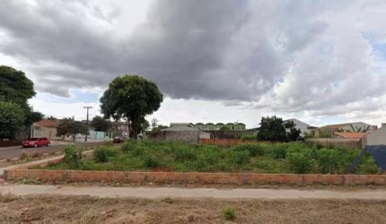Terreno à venda, 975 m² por R$ 1.300.000,00 - Universitário - Cascavel/PR