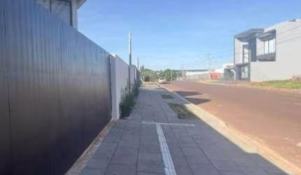 Casa com 2 dormitórios à venda, 83 m² por R$ 650.000,00 - Tropical III - Cascavel/PR
