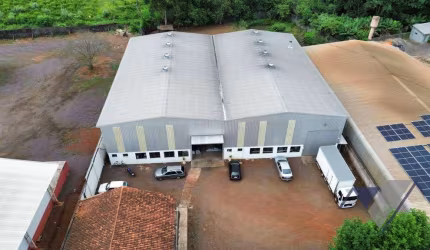 Barracão à venda, 2000 m² por R$ 7.500.000,00 - Pioneiros Catarinenses - Cascavel/PR