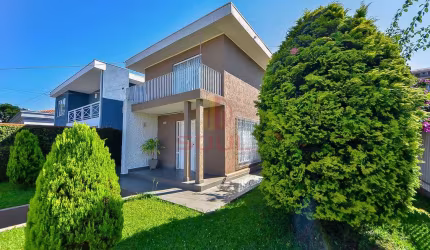 Casa de 270 m² Seminário - Curitiba, à venda