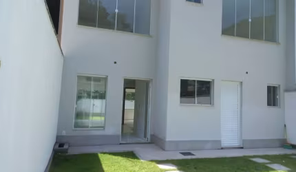 Casa 1 locação Itacoatiara