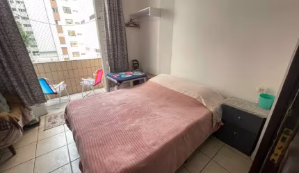 JOSE MENINO- APARTAMENTO 2 DORMITÓRIOS-WC EMP- SACADA- PX PRAIA- REF 2242