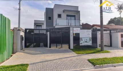 Sobrado com 3 dormitórios à venda, 95 m² por R$ 599.000,00 - Uberaba - Curitiba/PR