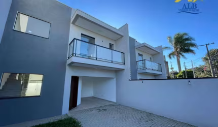 Sobrado à venda, 125 m² por R$ 695.000,00 - Centro - Pinhais/PR