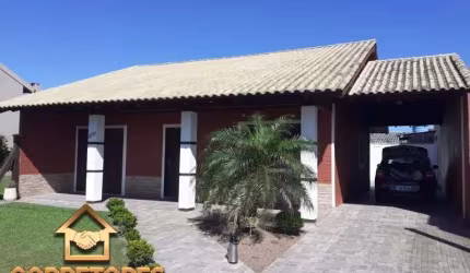 Casa a poucas quadras do mar em Nova Tramandaí