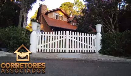 Requintado e aconchegante Sobrado em Gramado/RS com Suíte.