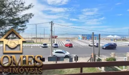 CASA COM TERRENO DE DUAS FRENTES NA BEIRA MAR E TRÊS DE OUTUBRO