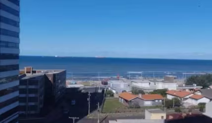 APARTAMENTO COM VISTA PARA O MAR, NO CENTRO DE TRAMANDAÍ