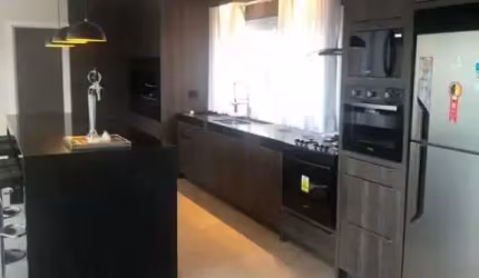 MANSÃO DE ALTÍSSIMO PADRÃO