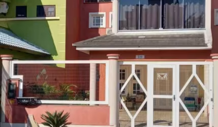 BELO TRIPLEX NO CENTRO DE TRAMANDAI