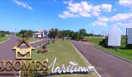 CASA NO CONDOMINIO MARÍTIMO