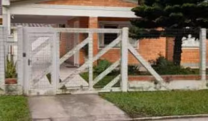 BELA CASA EM TRAMANDAÍ