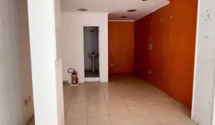 LOJA COMERCIAL NO CENTRO DE TRAMANDAI COM BOX