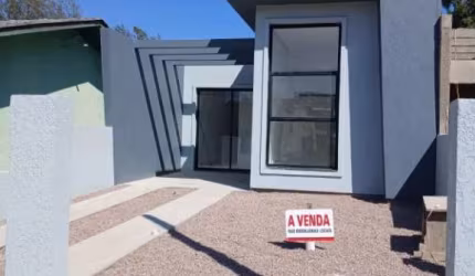 Excelente casa geminada em construção
