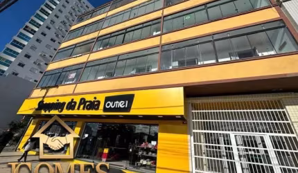 Excelente apartamento de frente para a Emancipação