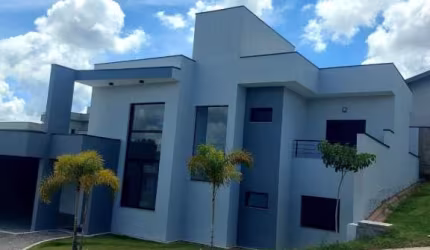 Ótima casa de Condomínio em Valinhos
