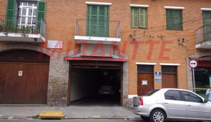 Sobrado de 200m² com 4 quartos em Santana