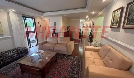 Apartamento de 193m² com 3 quartos em Água Fria