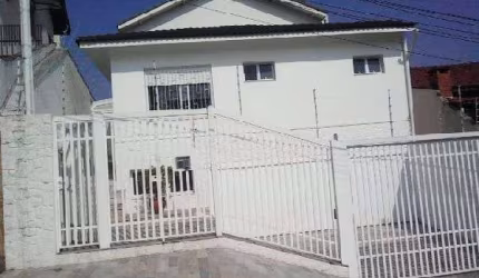 Sobrado de 560m² com 4 quartos em Santa Terezinha