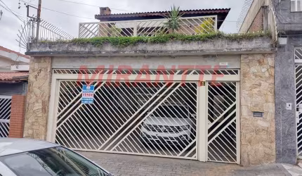 Sobrado de 327m² com 4 quartos em Bortolândia