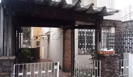 Sobrado de 167m² com 7 quartos em Santana