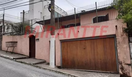 Sobrado de 289m² com 4 quartos em Tremembe