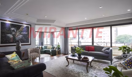 Apartamento de 218m² com 4 quartos em Santana