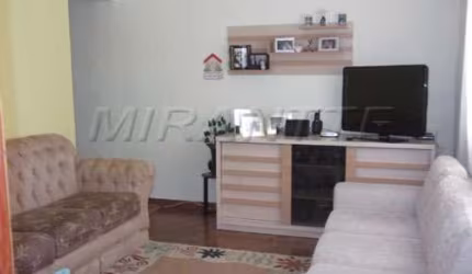 Sobrado de 180m² com 2 quartos em Vila Constança