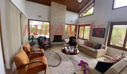 Sobrado de 470m² com 3 quartos em Serra Da Cantareira