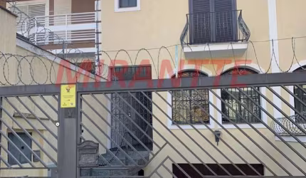 Sobrado de 222m² com 3 quartos em Mandaqui