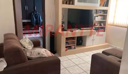 Sobrado de 80m² com 2 quartos em Jardim Brasil