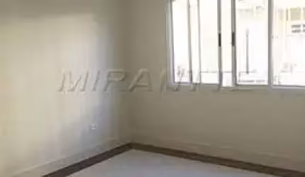 Cond. fechado de 64m² com 2 quartos em Tremembe