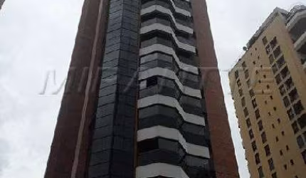 Apartamento de 208m² com 4 quartos em Santana