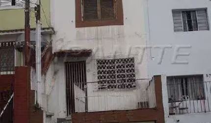Sobrado com 2 quartos em Vila Nivi