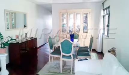 Sobrado de 120m² com 3 quartos em Jardim Peri