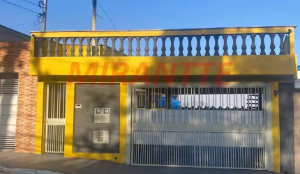 Sobrado de 120m² com 3 quartos em Vila Nova Cachoeirinha