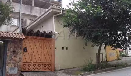 Sobrado de 255m² com 2 quartos em Santa Terezinha