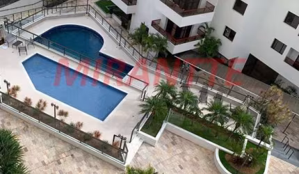 Apartamento de 160m² com 3 quartos em Água Fria